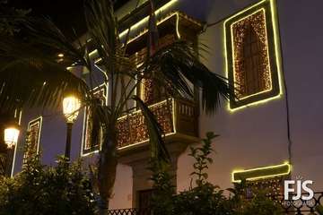 La Navidad ya ilumina Telde/Francisco Javier Santana y Antonio Alí.